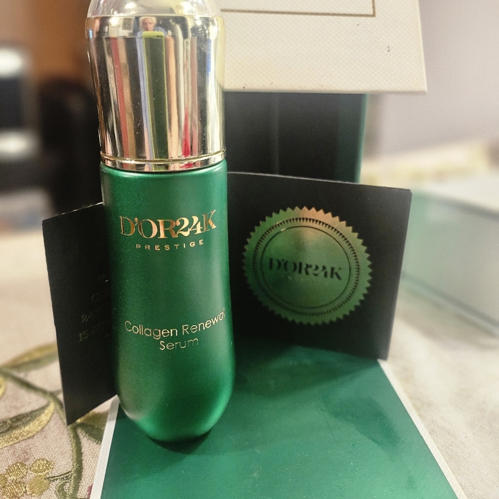 D'OR24K Prestige Collagen Renewal Serum - Emerald Green Bottle